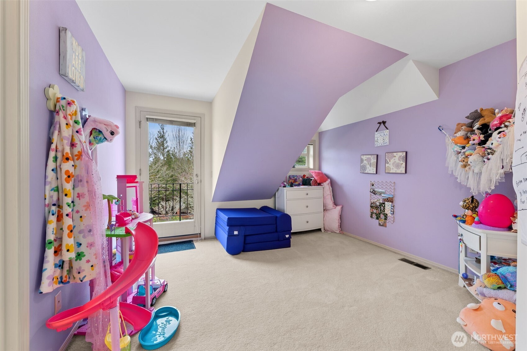 19301 4th Place Southwest Normandy Park, WA 98166 - Photo 24 of 37 a living room with furniture and toys