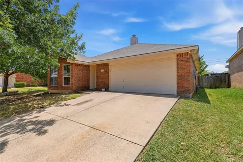 $300,000 | 13021 Evergreen Drive, Fort Worth, TX 76244