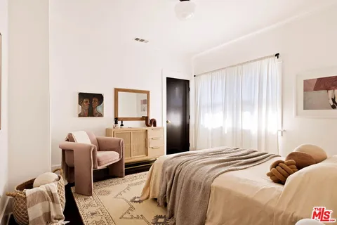 $1,199,000 | 1925 West 41st Street, Los Angeles, CA 90062