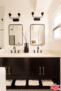 $1,199,000 | 1925 West 41st Street, Los Angeles, CA 90062