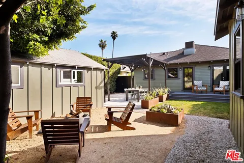 $1,199,000 | 1925 West 41st Street, Los Angeles, CA 90062