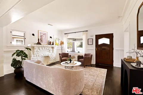 $1,199,000 | 1925 West 41st Street, Los Angeles, CA 90062