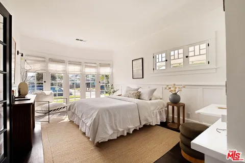 $1,199,000 | 1925 West 41st Street, Los Angeles, CA 90062