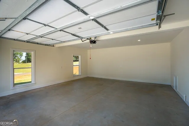 $499,999 | 117 Oak Terrace Drive, Clarkesville, GA 30523