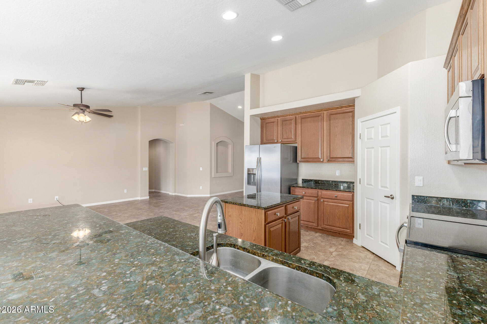 1495 South Apache Drive Apache Junction, AZ 85120 - Photo 7 of 32 8 Apache