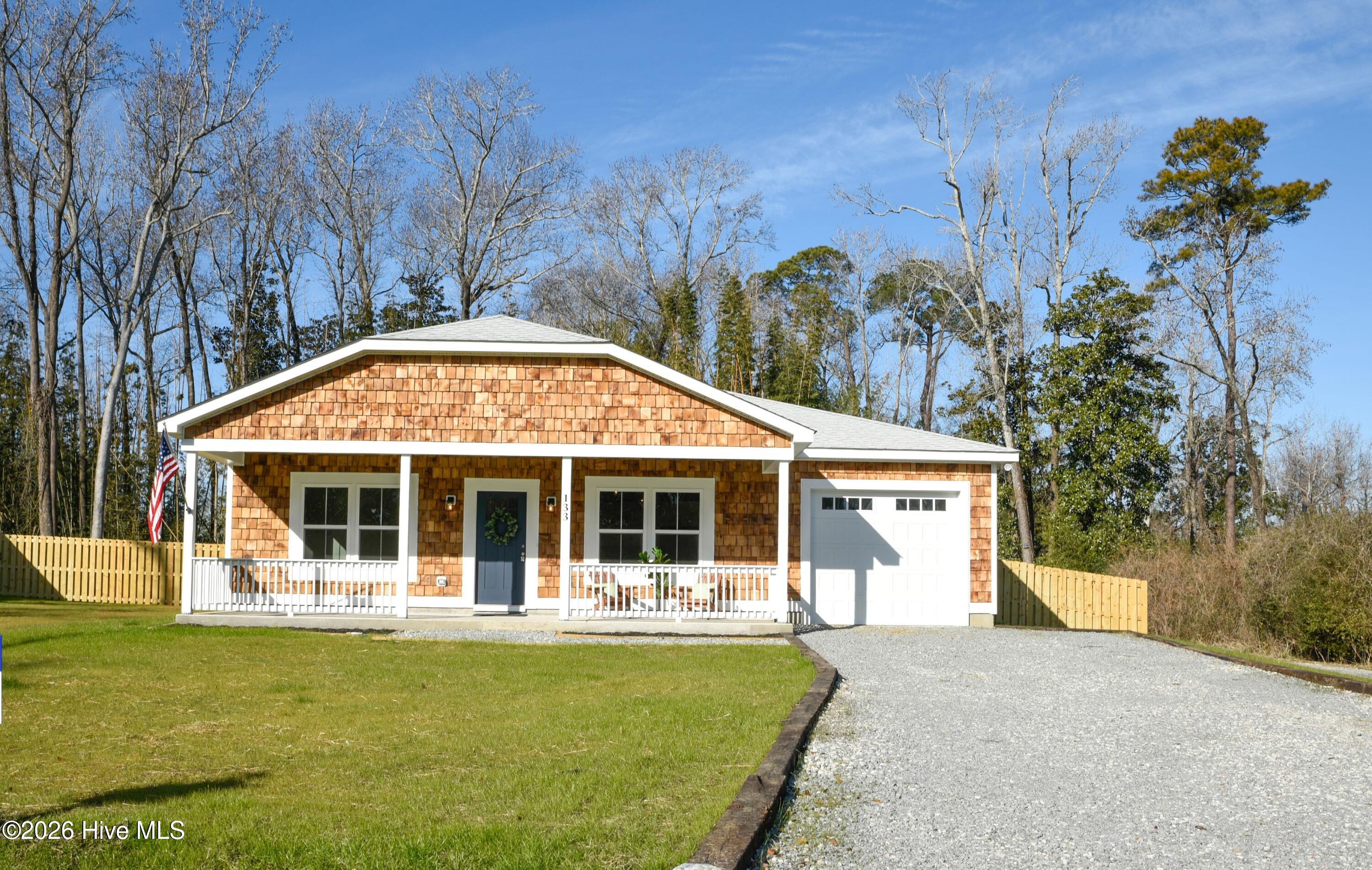 133 Spring Road Wilmington, NC 28401 - Photo 24 of 29 Front street curb appeal! 133 Spring Road, Wilmington, NC 28401. Super convenient to downtown, yet so far away!