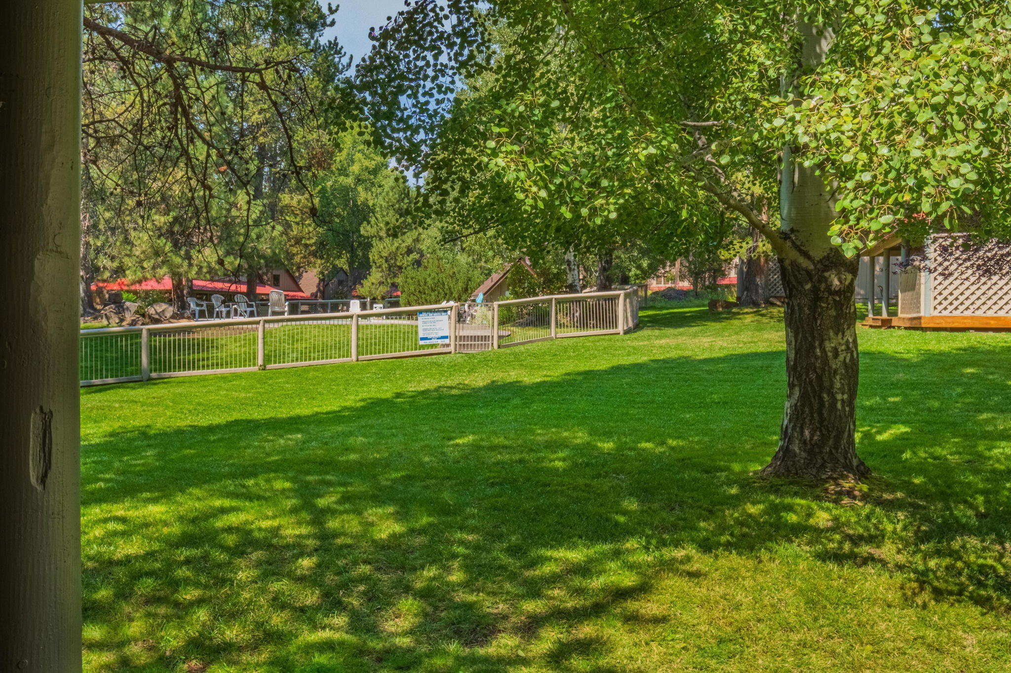 57492 Circle 4 Cabin Road, Unit 19 Sunriver, OR 97707 - Photo 5 of 24 39-web-or-mls-Circle 4 Condo 19-39