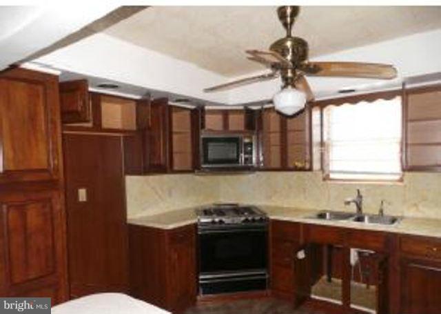 1622 Lynch Road Dundalk, MD 21222 - Photo 16 of 30 Interior (General)