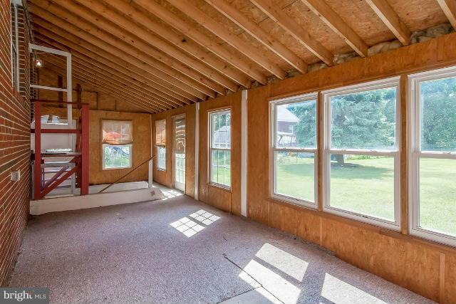 1622 Lynch Road Dundalk, MD 21222 - Photo 27 of 30 Interior (General)