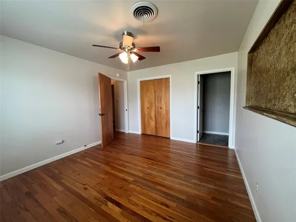 $249,500 | 502 West Wichita Street, Henrietta, TX 76365