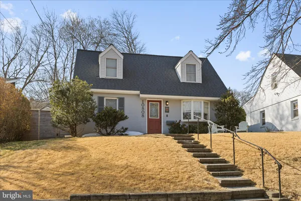 $3,895 | 10808 Hobson Street, Kensington, MD 20895