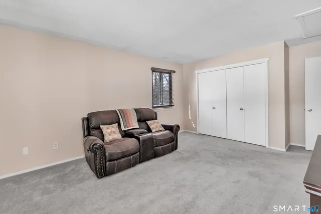 $299,900 | 914 Heritage Village, Unit B, Southbury, CT 06488