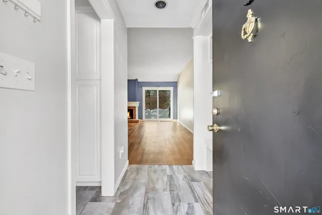 $299,900 | 914 Heritage Village, Unit B, Southbury, CT 06488