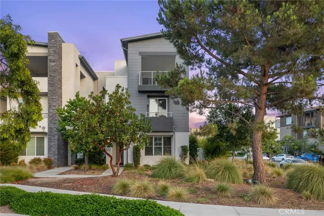 $1,580,000 | 118 Modjeska, Irvine, CA 92618