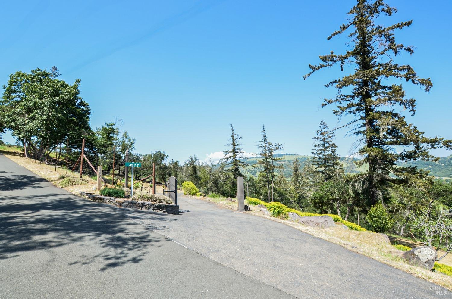 3577 Deer Trail Road Santa Rosa, CA 95404 - Photo 23 of 25