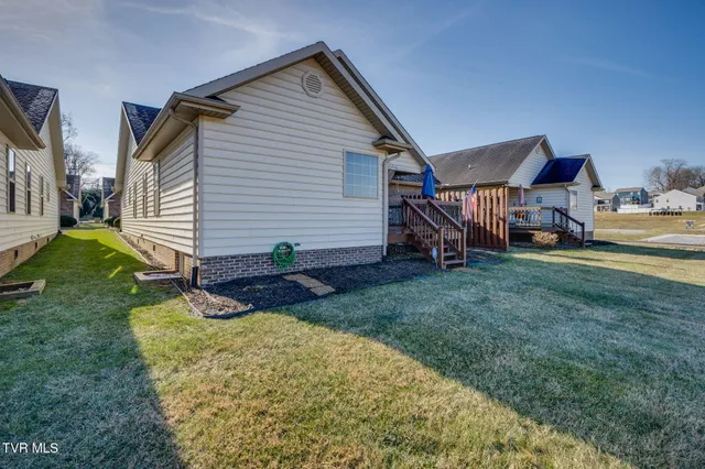 $350,000 | 1023 Appaloosa Trail, Johnson City, TN 37604