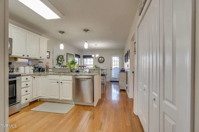 $350,000 | 1023 Appaloosa Trail, Johnson City, TN 37604