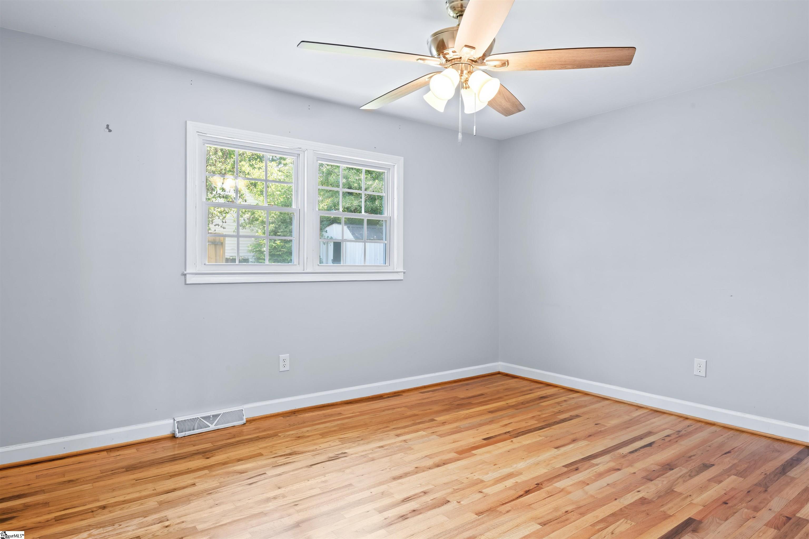 320 Mitchell Road Greenville, SC 29615 - Photo 35 of 42 Gallery Image 35