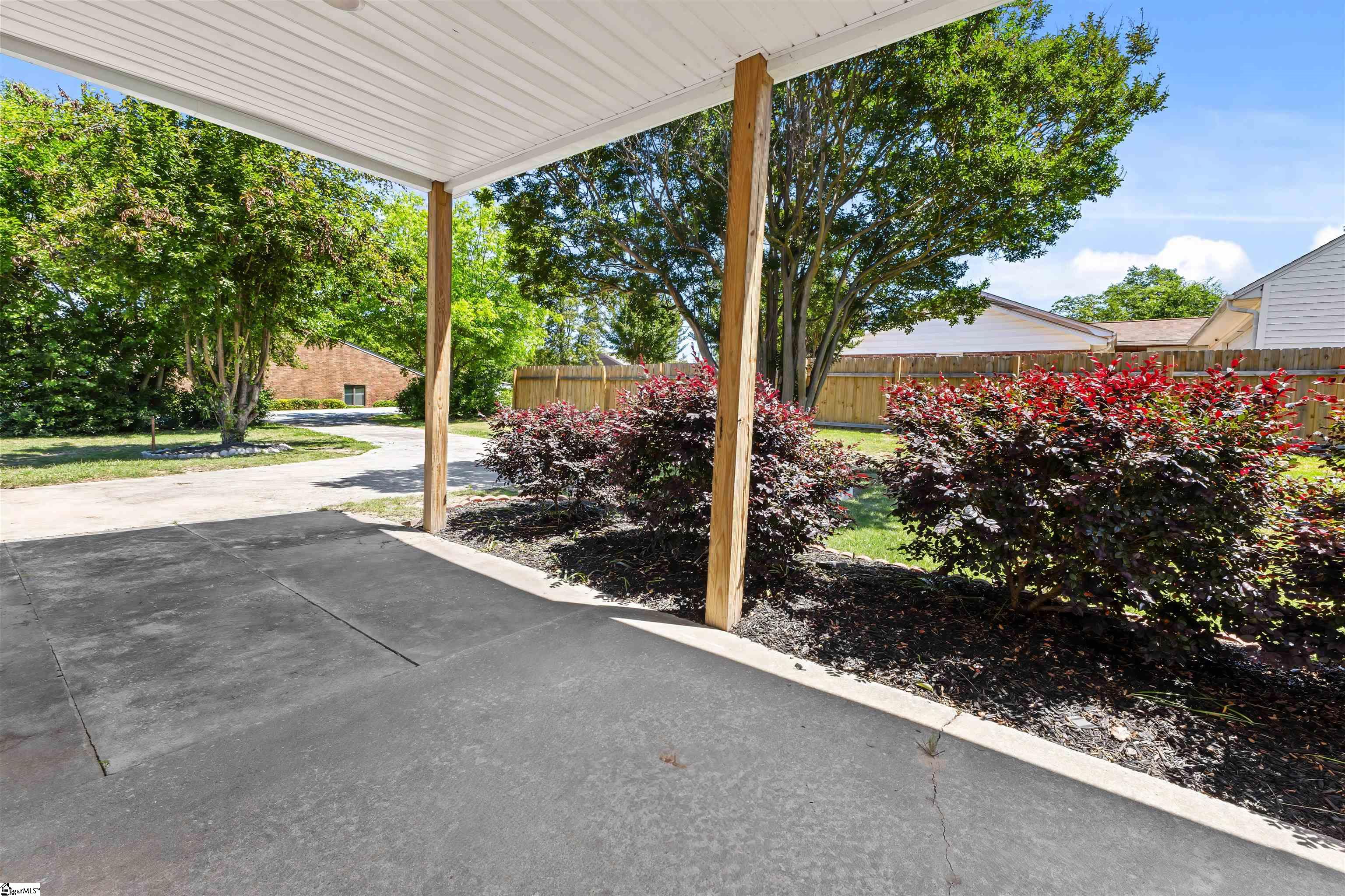 320 Mitchell Road Greenville, SC 29615 - Photo 39 of 42 Gallery Image 39