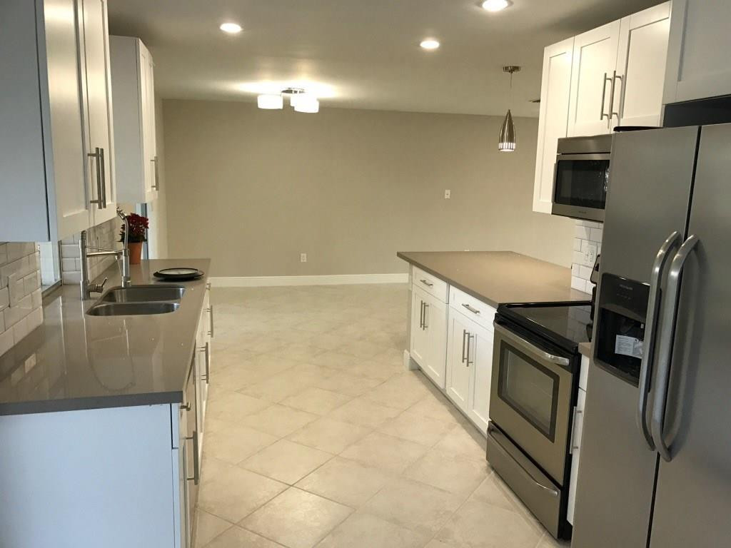 22652 Southwest 65th Avenue Boca Raton, FL 33428 - Photo 8 of 20 Photo 8
