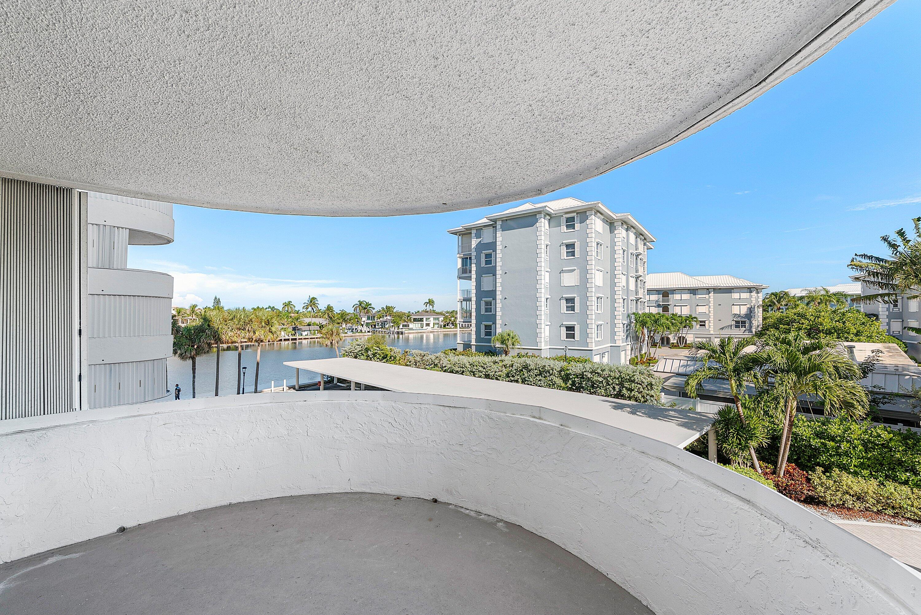 2200 South Ocean Boulevard, Unit 304 Delray Beach, FL 33483 - Photo 12 of 51 029-2200SouthOceanBoulevard-304-DelrayBe