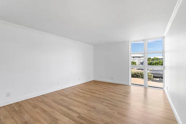 $629,000 | 2200 South Ocean Boulevard, Unit 304, Delray Beach, FL 33483