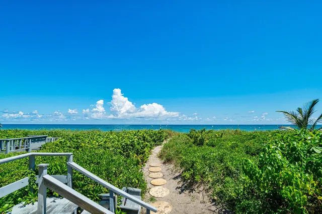 $629,000 | 2200 South Ocean Boulevard, Unit 304, Delray Beach, FL 33483
