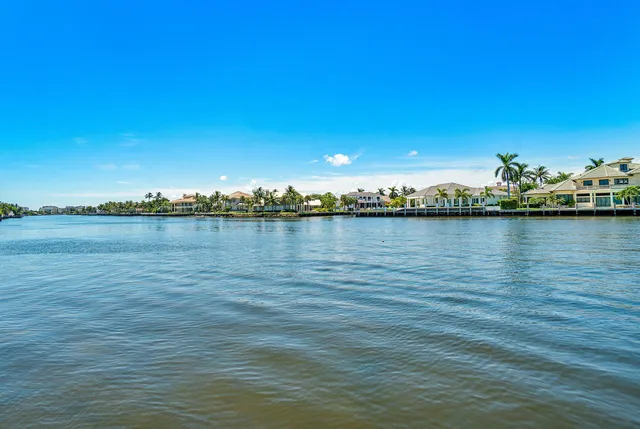 $629,000 | 2200 South Ocean Boulevard, Unit 304, Delray Beach, FL 33483