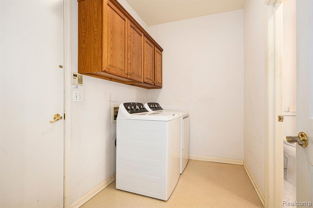 1517 Rio Grande Court Flint, MI 48532 - Photo 12 of 18 Gallery Image 12