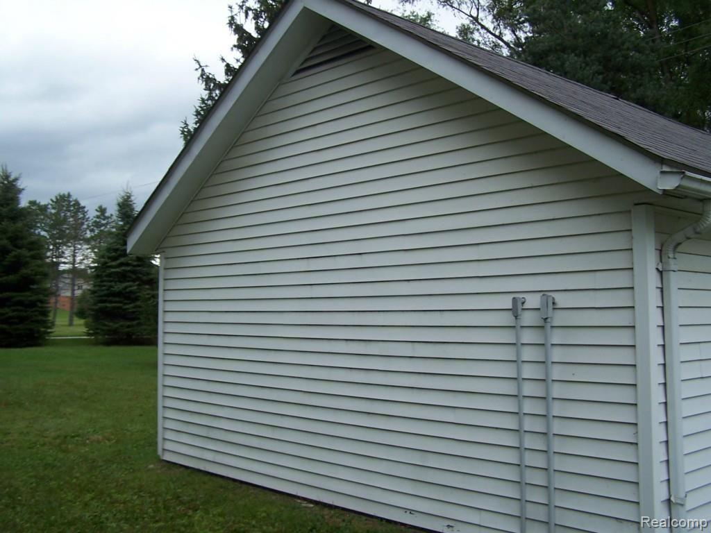 65160 Romeo Plank Road Ray, MI 48096 - Photo 45 of 48 100_1807.jpg