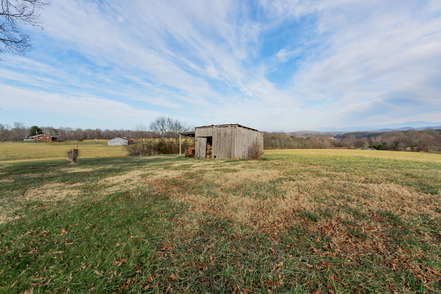 256 Chota View Road Vonore, TN 37885 - Photo 19 of 33 DSC_4403-Edit