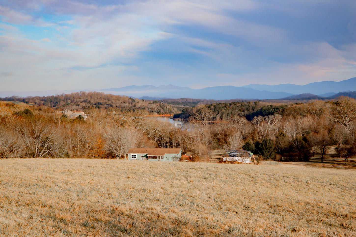 256 Chota View Road Vonore, TN 37885 - Photo 3 of 33 DSC_4443