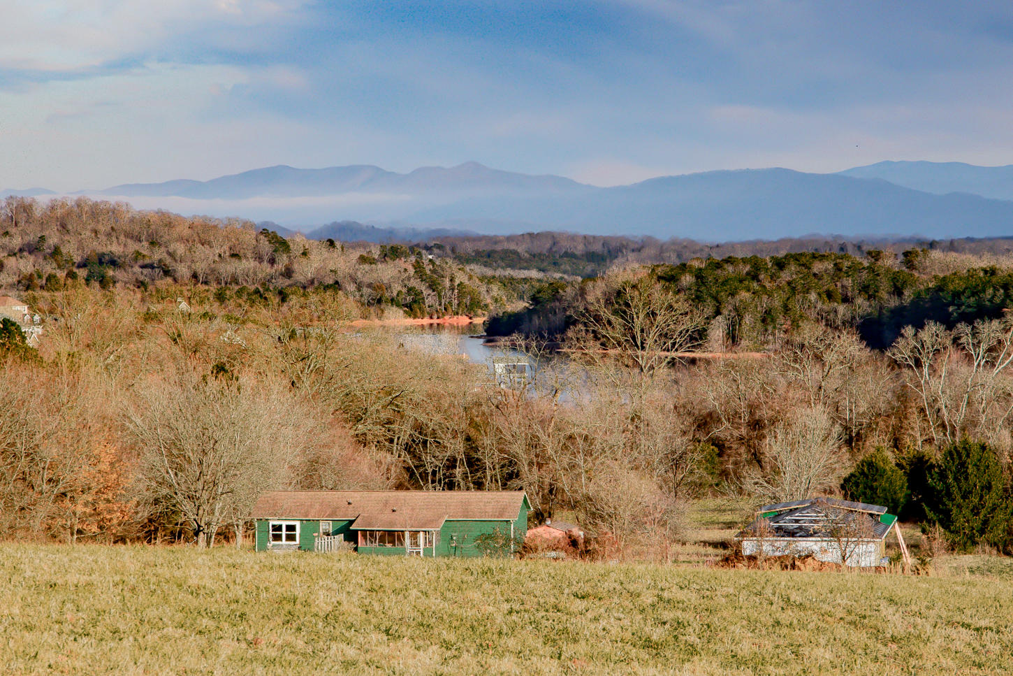 256 Chota View Road Vonore, TN 37885 - Photo 4 of 33 DSC_4443-2