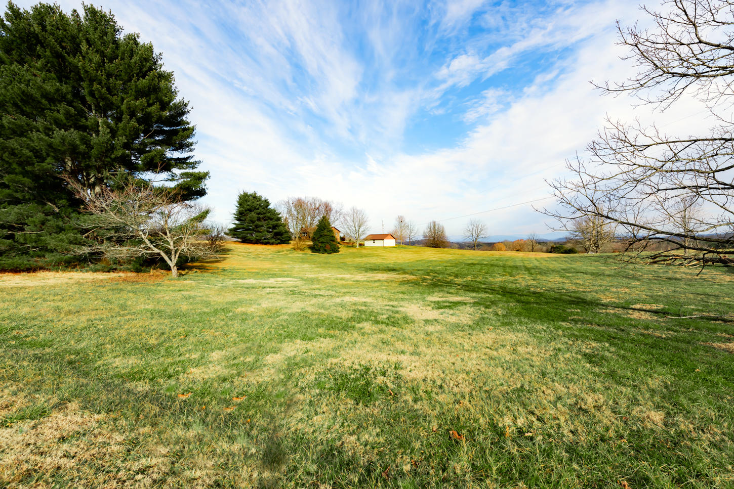 256 Chota View Road Vonore, TN 37885 - Photo 9 of 33 DSC_4351-Edit