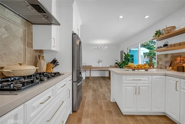 $7,900 | 820 Presidio Drive, Costa Mesa, CA 92626