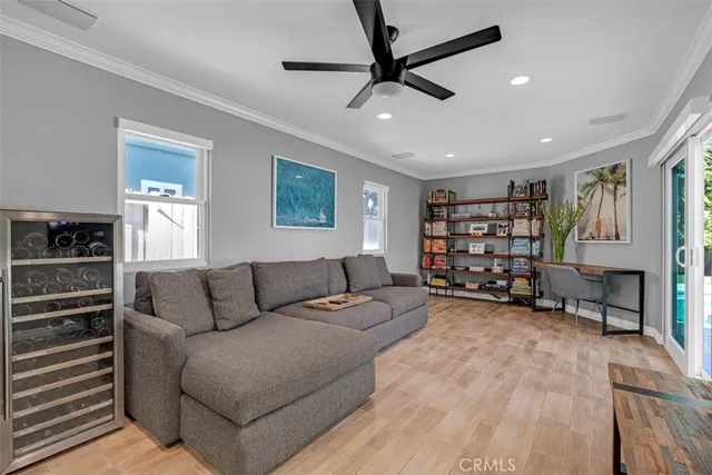 $7,900 | 820 Presidio Drive, Costa Mesa, CA 92626