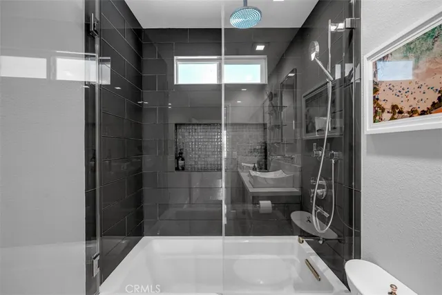 $7,900 | 820 Presidio Drive, Costa Mesa, CA 92626