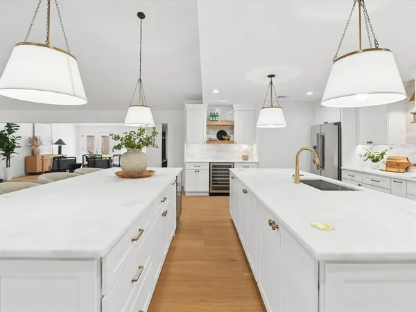 $1,450,000 | 7124 Meadow Road, Dallas, TX 75230