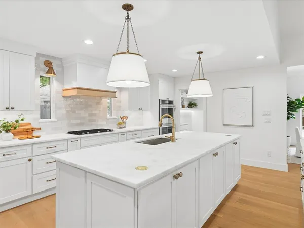 $1,450,000 | 7124 Meadow Road, Dallas, TX 75230