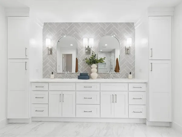 $1,450,000 | 7124 Meadow Road, Dallas, TX 75230