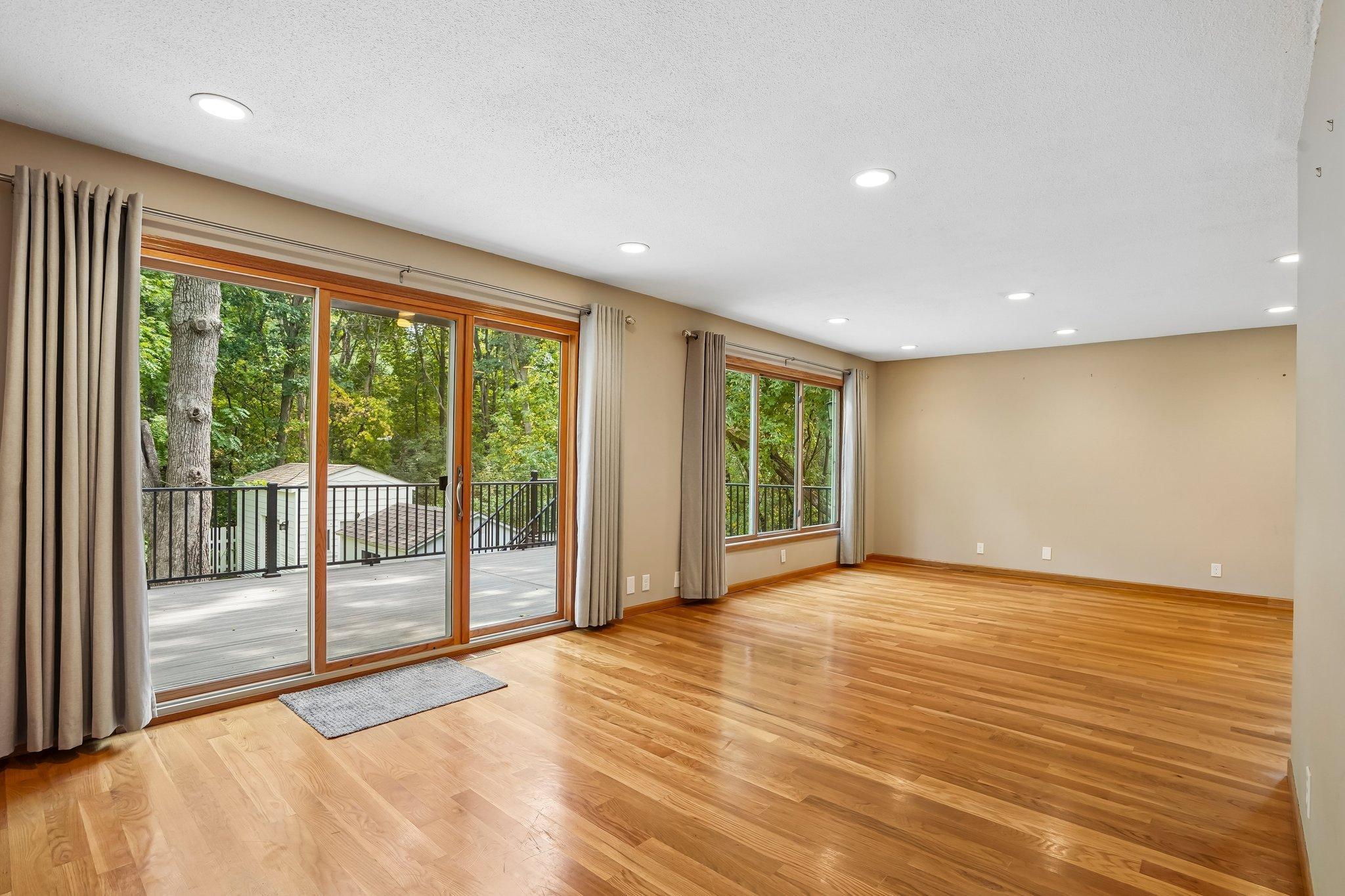 4580 Oak Pond Road Eagan, MN 55123 - Photo 7 of 79 Gallery Image 7
