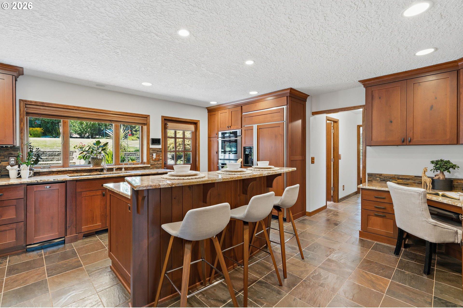 14555 Southwest Hawk Ridge Road Portland, OR 97224 - Photo 12 of 48 Gallery Image 12