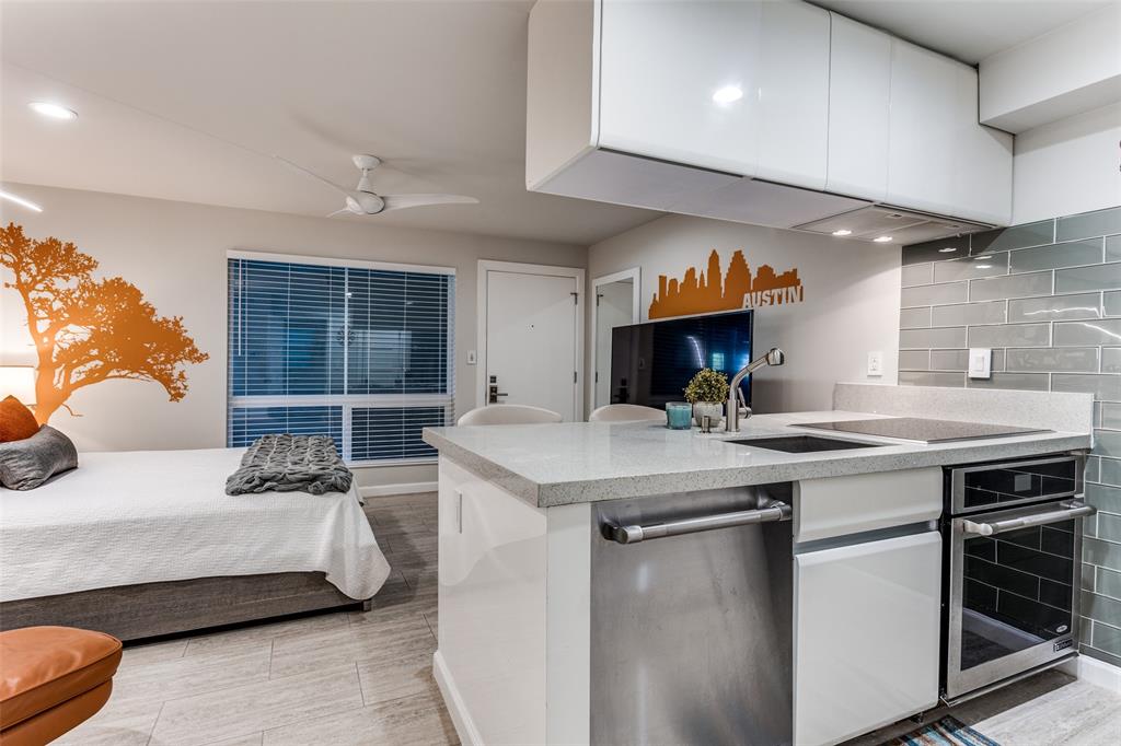 3110 Red River Street, Unit D107 Austin, TX 78705 - Photo 3 of 12