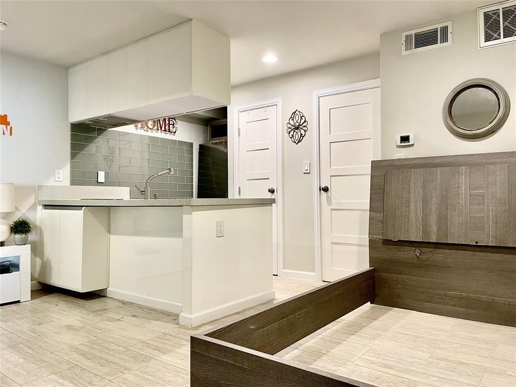 3110 Red River Street, Unit D107 Austin, TX 78705 - Photo 7 of 19