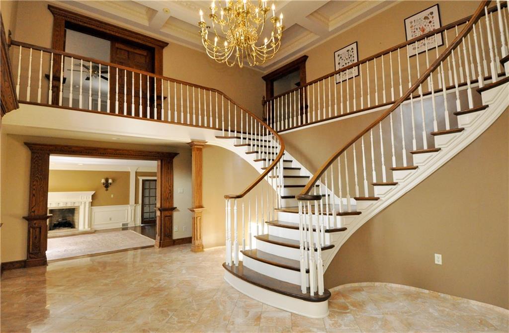 212 Guyasuta Road Fox Chapel, PA 15215 - Photo 2 of 22 Gallery Image 2