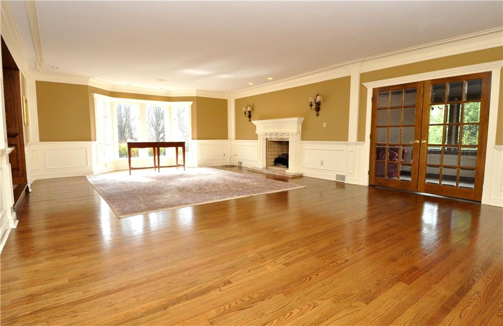 212 Guyasuta Road Fox Chapel, PA 15215 - Photo 5 of 22 Gallery Image 5