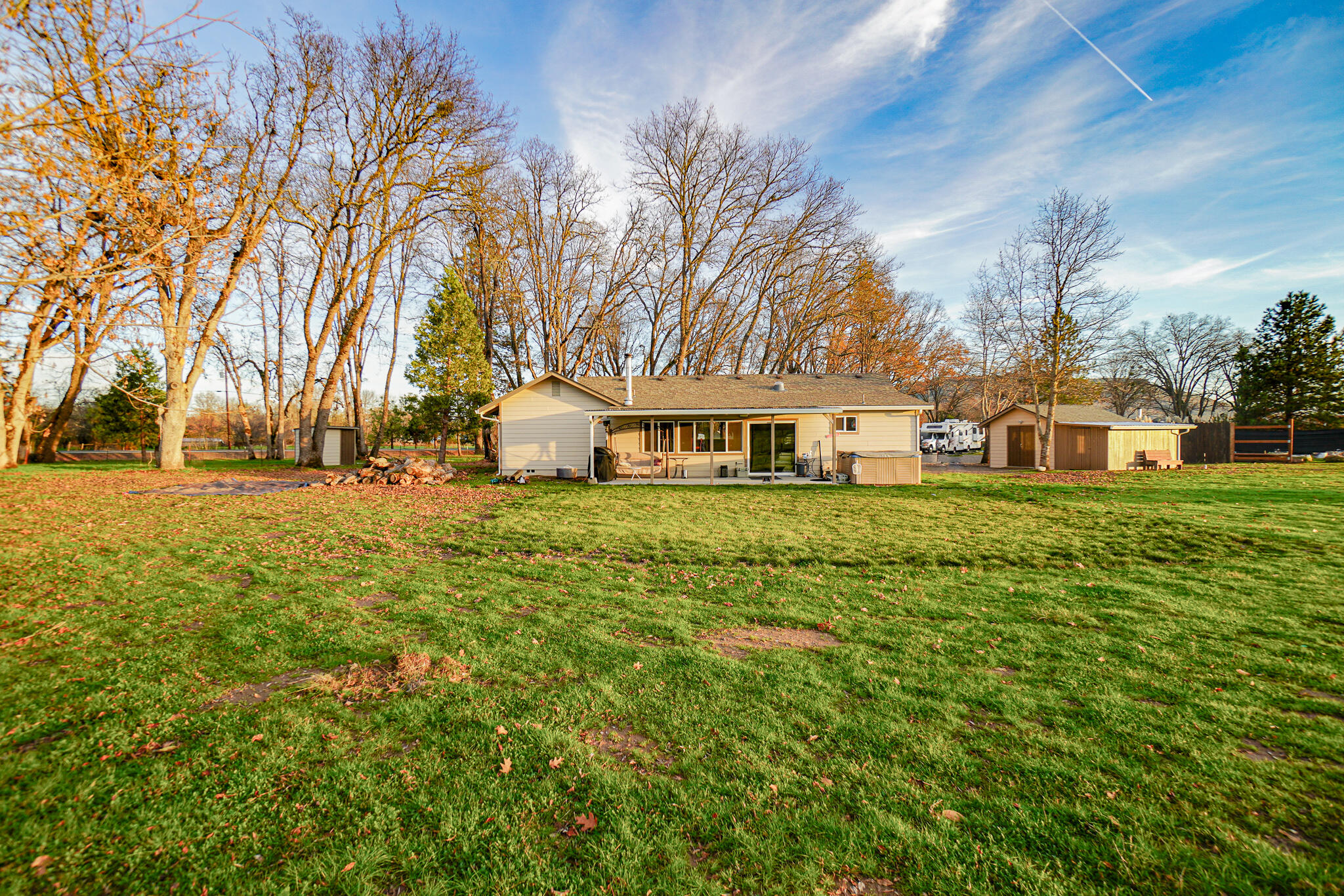 10699 Meadows Road White City, OR 97503 - Photo 11 of 47 DSC00911
