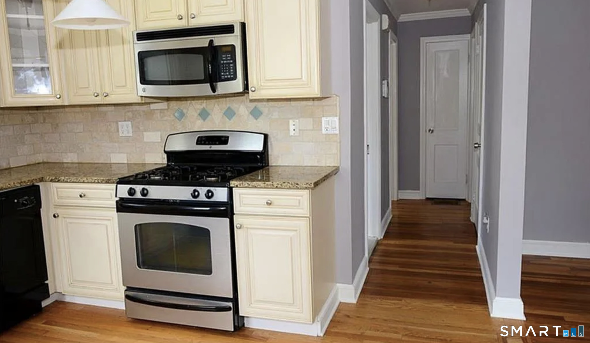 122 Oberlin Road Hamden, CT 06514 - Photo 9 of 12