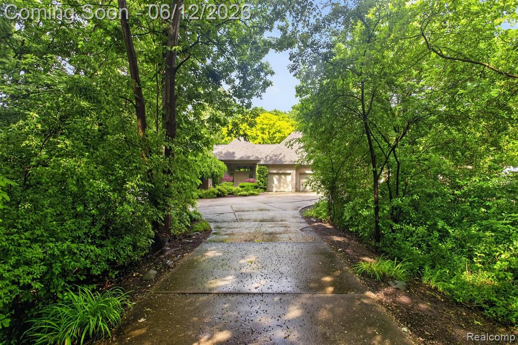 2197 South State Road Davison, MI 48423 - Photo 2 of 72