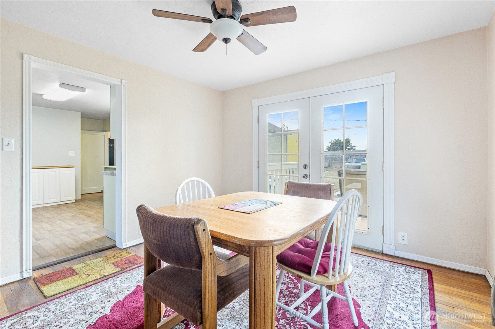 32105 South Finley Road Kennewick, WA 99337 - Photo 7 of 29